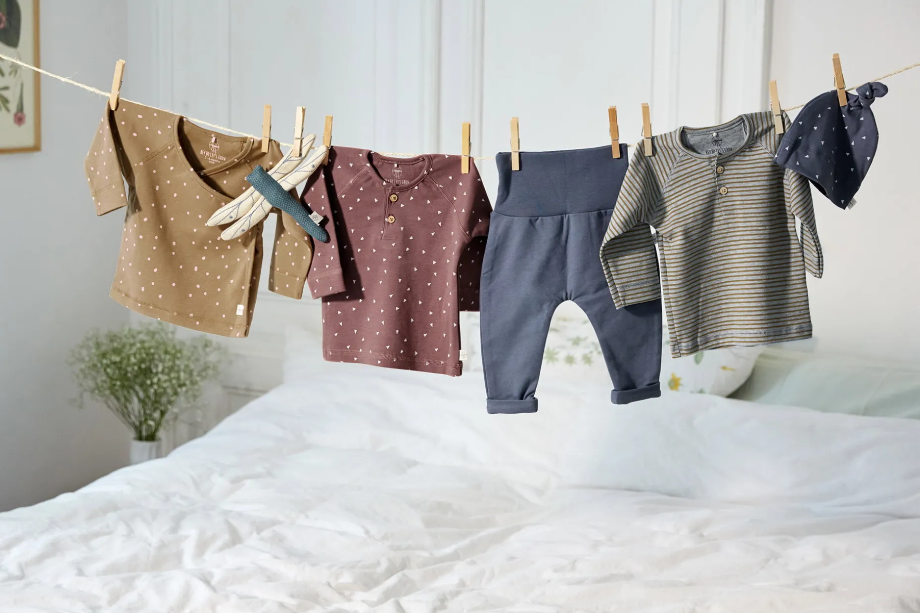 Baby Langarmshirt - Bio Baumwolle, Dots, Curry