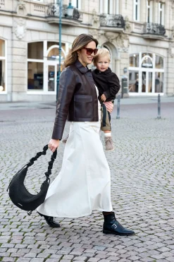 Wickeltasche Crossbody gesteppt - Lunua Bum Bag, Schwarz